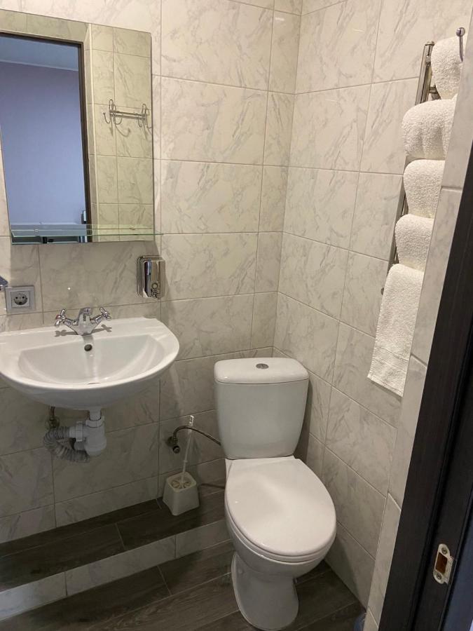 Guest House Max Khmelʼnytsʼkyy Exterior foto